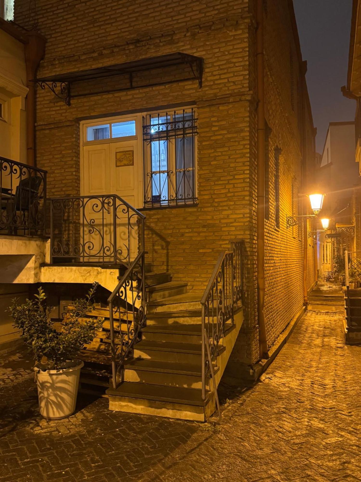 Tbilisi Old Town Exterior foto